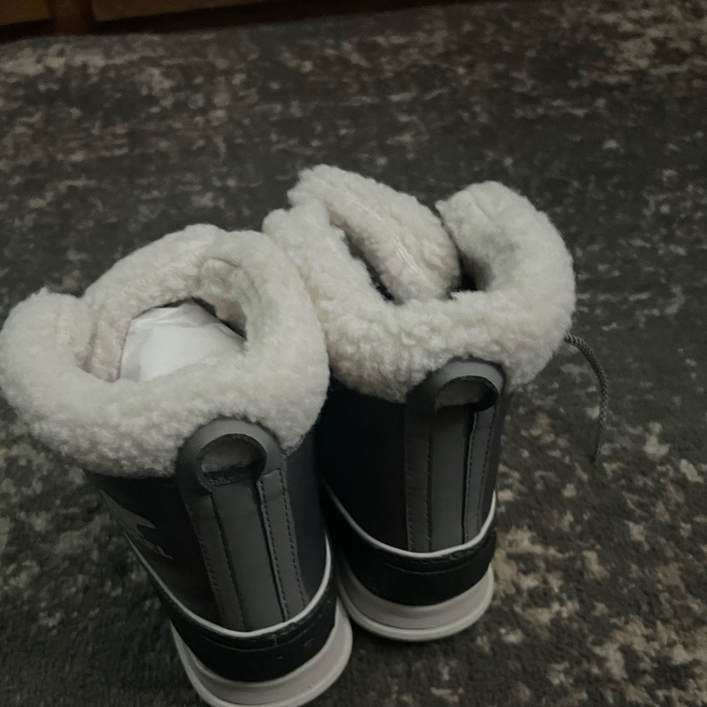 Women’s Sorel boots.  Grey.  Size 6.5